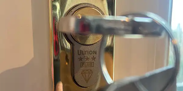 Ultion cylinder lock